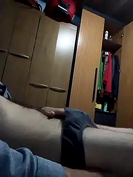 Snapshot of DeutschmanPeter chatting on November 5, 2025, 4:54 pm DeutschmanPeter online show from November 5, 2025, 4:54 pm