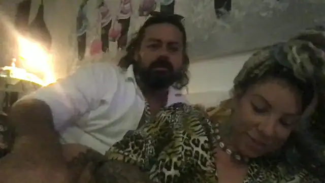 spiritlovers33 online show from November 7, 2025, 4:44 pm