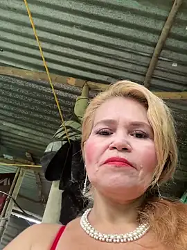 dirty mother3 online show from December 21, 2025, 3:14 pm