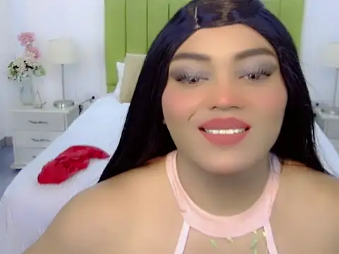 sebastian cruz  online show from December 2, 2025, 7:04 pm