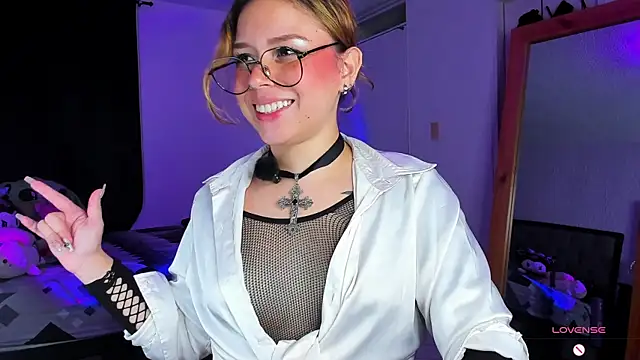 Dubraska Rubio online show from November 16, 2025, 1:21 am