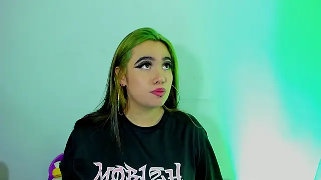 Lilith Zenith  online show from November 16, 2025, 3:55 am