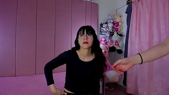 Snapshot of yinyang_luar chatting on November 8, 2025, 6:33 pm yinyang luar online show from November 8, 2025, 6:33 pm