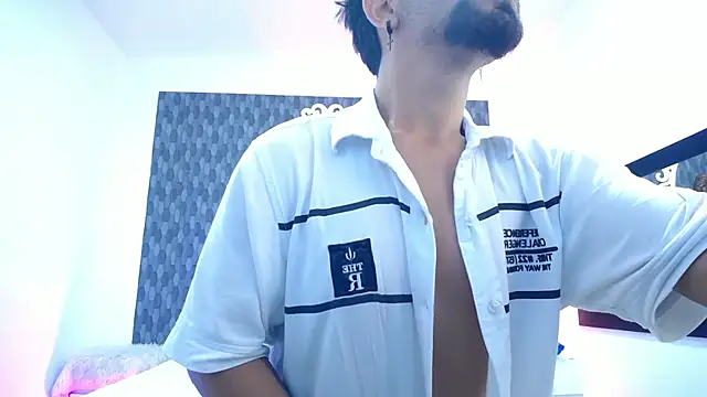 Dereck Jhonsonn online show from November 25, 2025, 10:04 am