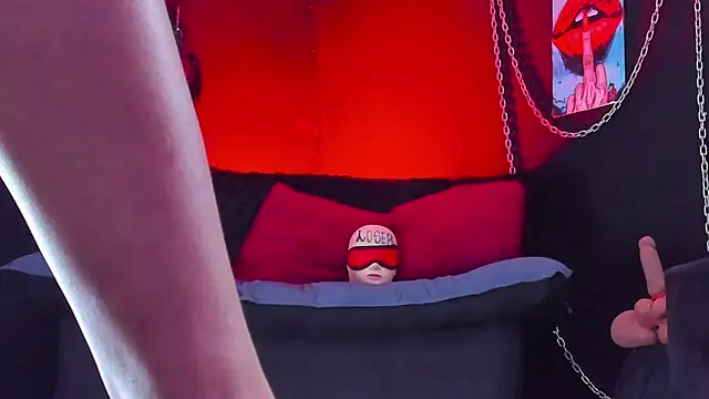 KatrinaStone online show from April 15, 2026, 6:01 pm