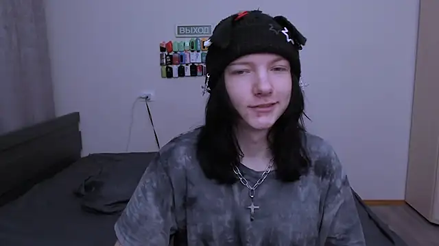 RaidenXL online show from November 17, 2025, 8:46 pm