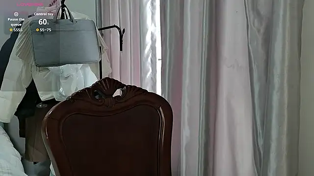 Snapshot of Wanwan61 chatting on November 15, 2025, 6:17 am Wanwan61 online show from November 15, 2025, 6:17 am