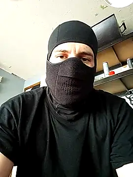 Snapshot of maneme19 chatting on November 6, 2025, 6:45 pm maneme19 online show from November 6, 2025, 6:45 pm