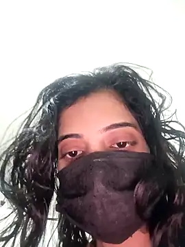 Hot komall online show from February 23, 2026, 4:14 am