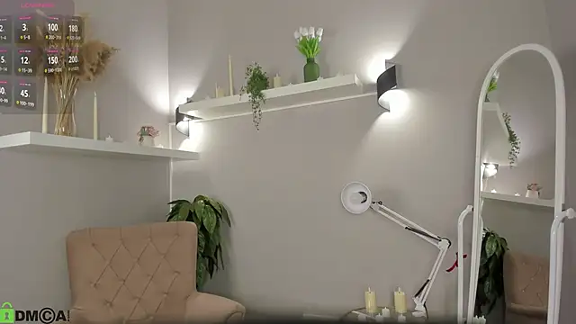 moon sanny online show from March 30, 2026, 1:18 am