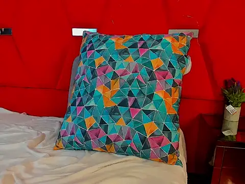 Emmaanddarling online show from November 13, 2025, 2:54 pm