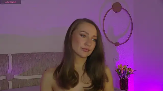 Eva Devine online show from March 28, 2026, 7:09 am