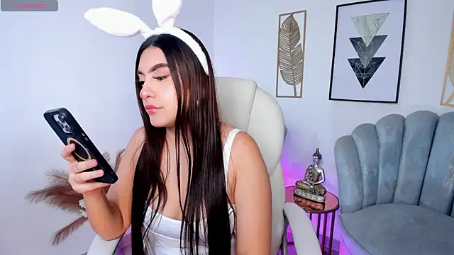 Maya vexx online show from January 6, 2026, 8:02 pm