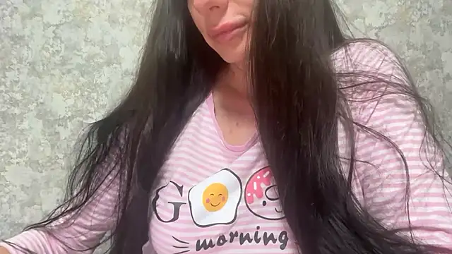 Snapshot of Angelinaa19 chatting on May 11, 2026, 2:29 pm Angelinaa19 online show from May 11, 2026, 2:29 pm