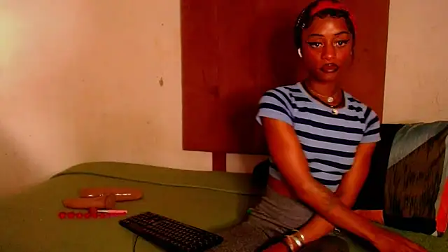 Nikistickyxx25 online show from May 10, 2026, 10:30 am