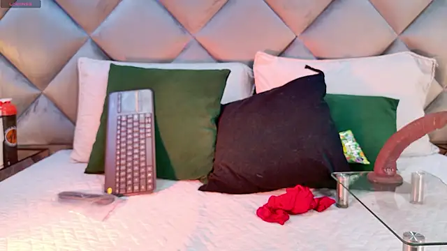 crystal gilton online show from January 31, 2026, 7:23 pm