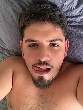 Bbbtro online show from March 13, 2026, 6:24 pm