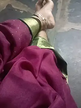 Snapshot of Rathi_telugu_couple chatting on July 2, 2026, 10:21 am Rathi telugu couple online show from July 2, 2026, 10:21 am