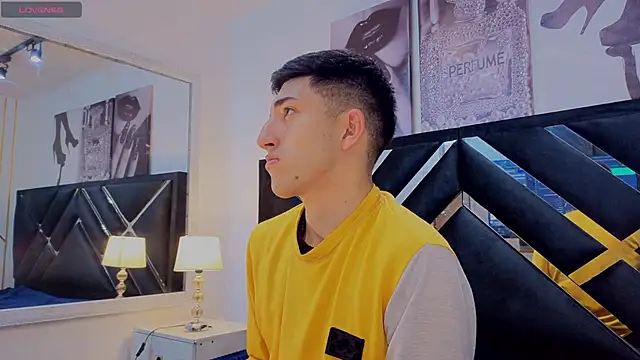 Un Sluttyy online show from April 20, 2026, 11:24 am