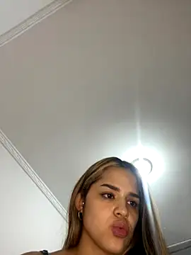 Sara  Secret online show from November 18, 2025, 2:38 am