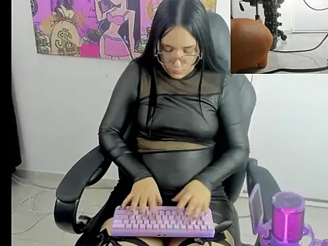 queen findom1 online show from February 3, 2026, 4:54 am