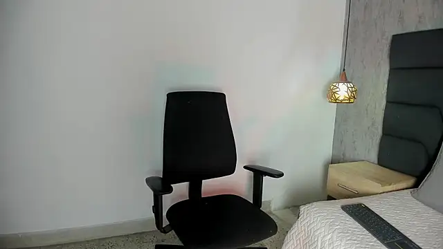 Bellaquita 19 online show from November 7, 2025, 7:29 pm