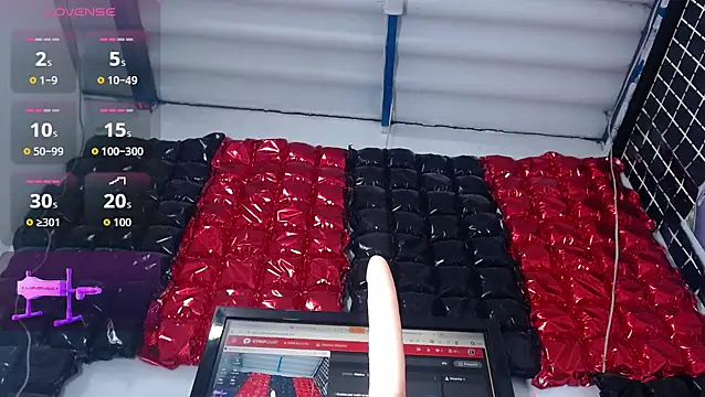 lyli fun online show from February 5, 2026, 10:00 am