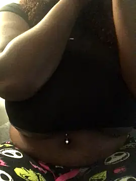 Snapshot of Fxncymuse chatting on December 4, 2025, 8:08 pm Fxncymuse online show from December 4, 2025, 8:08 pm