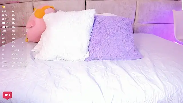 nia20  online show from April 18, 2026, 12:29 pm