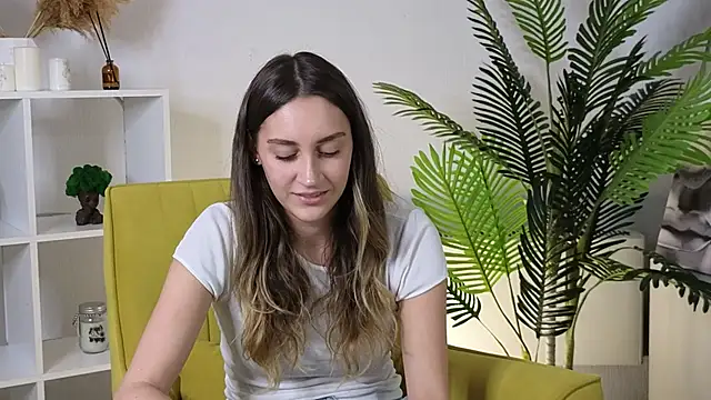 Snapshot of OdessaBessinger chatting on November 7, 2025, 3:16 pm OdessaBessinger online show from November 7, 2025, 3:16 pm