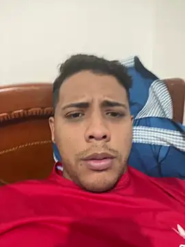 Yefridudamelflores online show from April 7, 2026, 11:28 pm