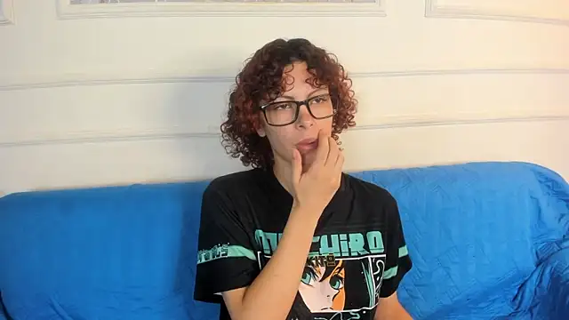 AliceMadnes online show from March 9, 2026, 3:21 am