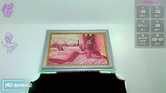 Aidana kalaff ts online show from November 11, 2025, 8:47 pm