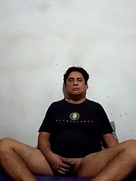 Snapshot of Jona6150 chatting on November 7, 2025, 11:52 pm Jona6150 online show from November 7, 2025, 11:52 pm