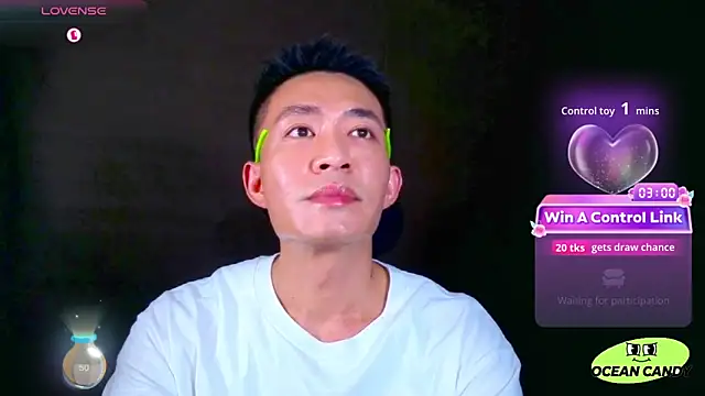 Snapshot of OceanCandy chatting on May 5, 2026, 5:05 pm OceanCandy online show from May 5, 2026, 5:05 pm