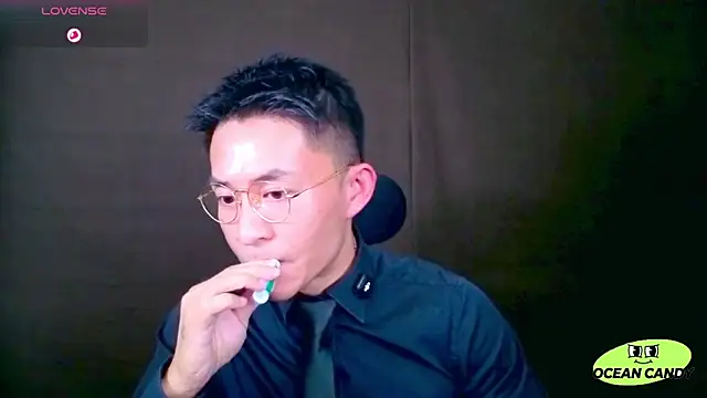 Snapshot of OceanCandy chatting on May 22, 2026, 3:10 pm OceanCandy online show from May 22, 2026, 3:10 pm