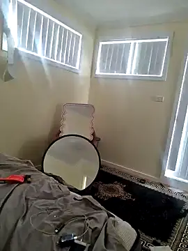 Snapshot of Blahblahsheep chatting on November 7, 2025, 5:01 am Blahblahsheep online show from November 7, 2025, 5:01 am