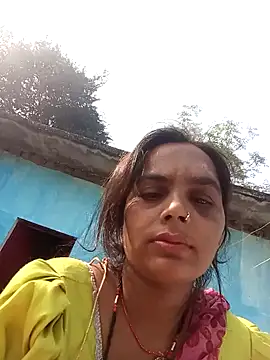 Snapshot of CUTE_V_SEXY chatting on November 10, 2025, 4:39 am CUTE V SEXY online show from November 10, 2025, 4:39 am