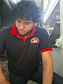 prototipoA45 online show from April 21, 2026, 8:26 pm