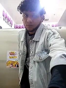 Snapshot of prototipoA45 chatting on February 9, 2026, 3:10 pm prototipoA45 online show from February 9, 2026, 3:10 pm