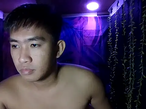 denzkylexx online show from December 17, 2025, 1:49 pm