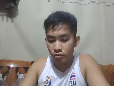 Snapshot of denzkylexx chatting on June 17, 2026, 1:32 pm denzkylexx online show from June 17, 2026, 1:32 pm