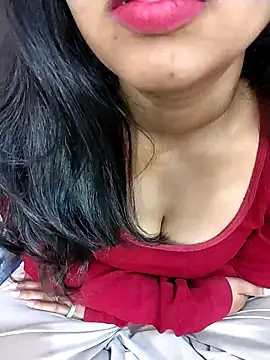 Sexy Divya   online show from March 15, 2026, 6:09 am