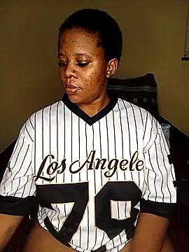 Emmylove-xr25 online show from March 20, 2026, 7:15 pm