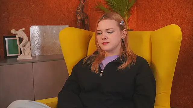 Snapshot of TomasaTroutner chatting on November 12, 2025, 12:42 pm TomasaTroutner online show from November 12, 2025, 12:42 pm