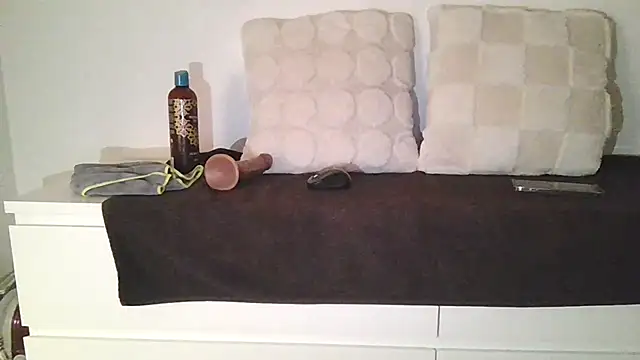 JAY20C16 online show from February 28, 2026, 1:55 pm