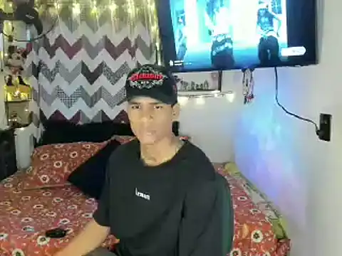 Snapshot of JUANBIGCOCK21CM chatting on June 2, 2026, 9:15 pm JUANBIGCOCK21CM online show from June 2, 2026, 9:15 pm