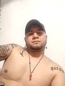 JHONNYACA28 online show from November 8, 2025, 12:47 am