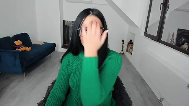 AnyaEvy online show from January 13, 2026, 4:16 am