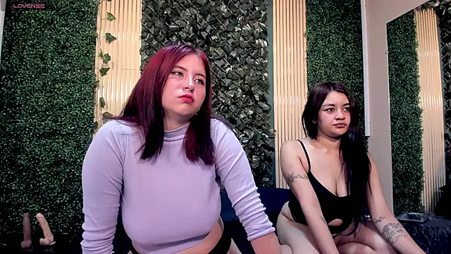 Lucy and Karoline online show from November 14, 2025, 12:09 pm